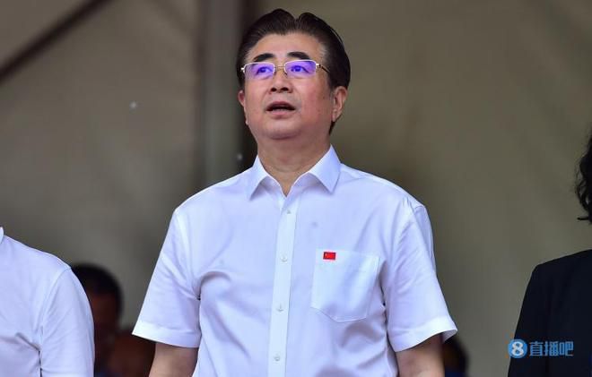 名叫威廉·芒内的复仇者，曾是一个臭名昭著的亡命之徒，在一位出身好人家庭的年轻女子的帮助下，他终于走上了改邪归正之路。